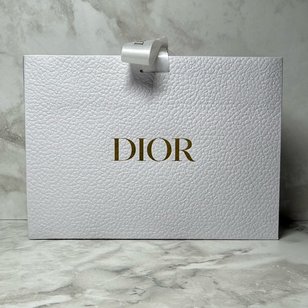 Dior | Gift Bag & Envelope Set | White/Gold - Picture 4 of 10